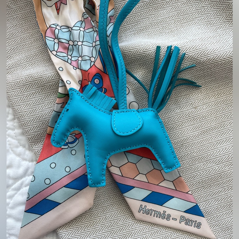 Authentic Hermes Rodeo Blue Aztec bleu Aztèque Lambskin PM BNIB